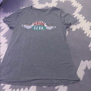 Cozy ‘’Friends” top!